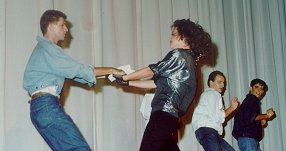 GiuliettaRomeo1.jpg (11062 byte)
